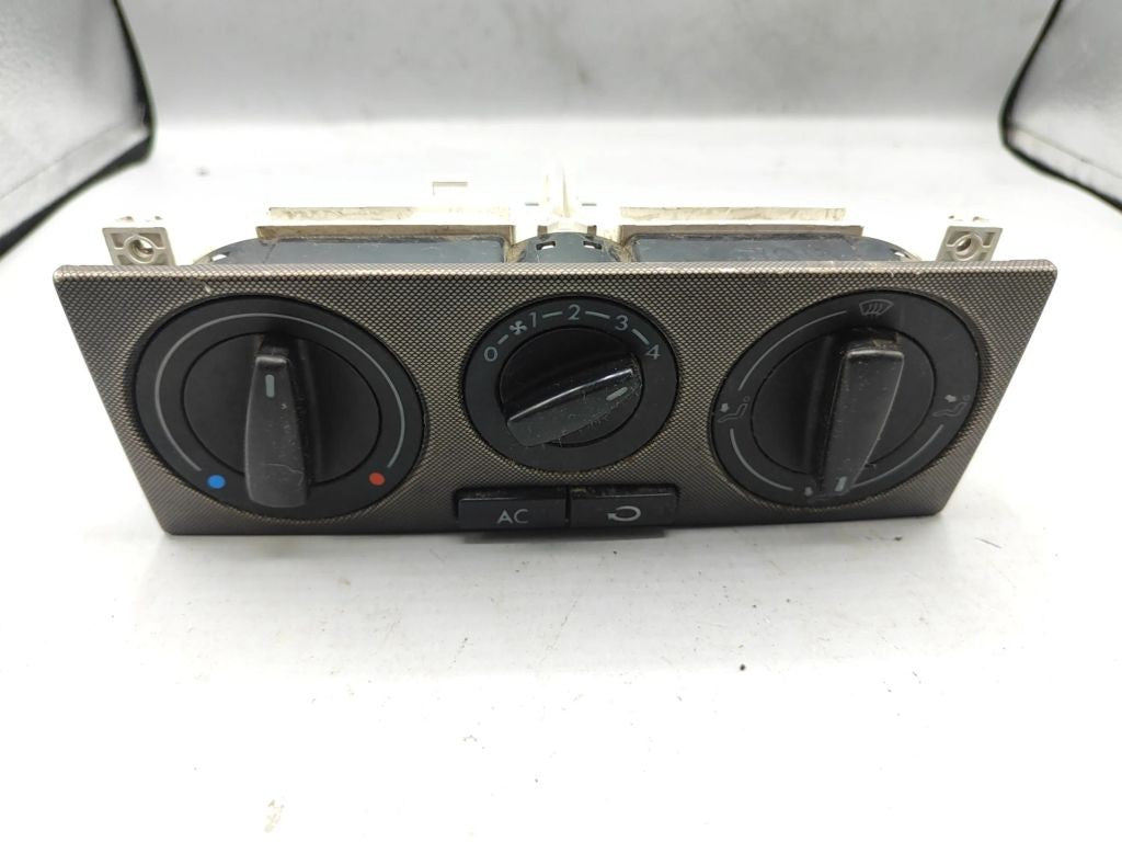 Volkswagen Golf IV MK4 1999 Climate control unit module 1J0820045F 