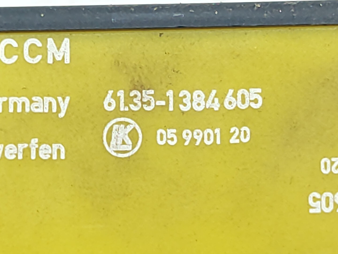 BMW 525 Series E34 Comfort Control Unit Module ECU 1384605 61351384605