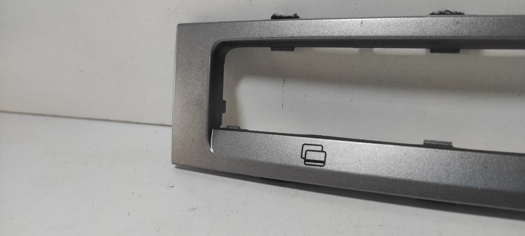 Alfa Romeo 147 1.9JTD 2002 LHD Front Cup Holder Storage Surround Trim