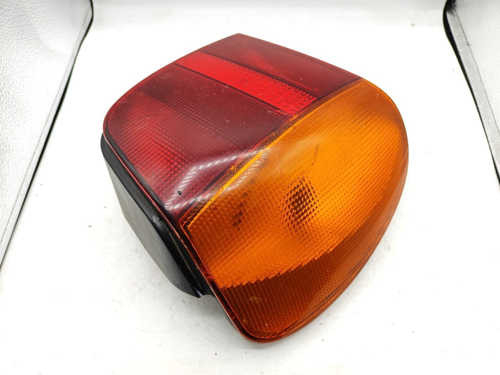 Volkswagen Polo 6N2 1996 LHD Rear Left Side Taillight Lamp Light 6N0945095