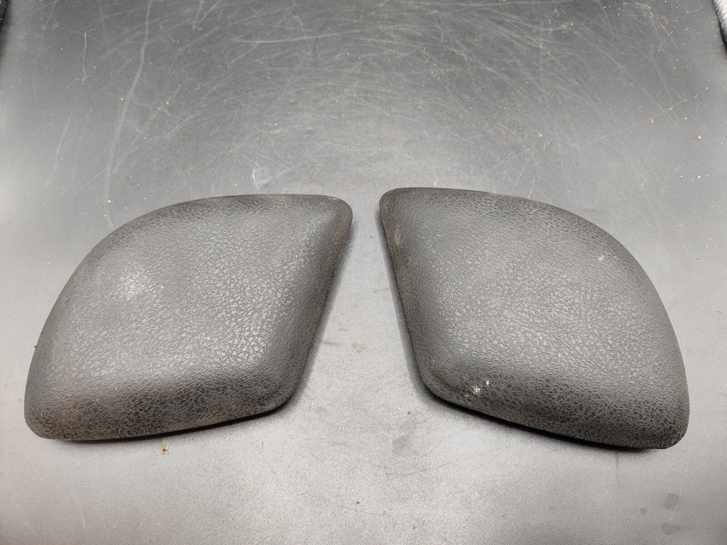 Alfa Romeo GT 1.9JTD 110kW 2008 Front Left Right Center Console Leather Trim Set