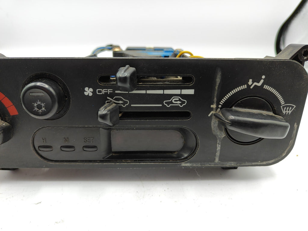 Mitsubishi Lancer 1996 Climate Control Heater Switches MB878417