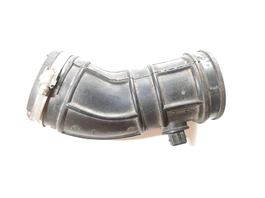 Alfa Romeo 145 146 TS 1995 Petrol Engine air intake hose pipe 60608083 