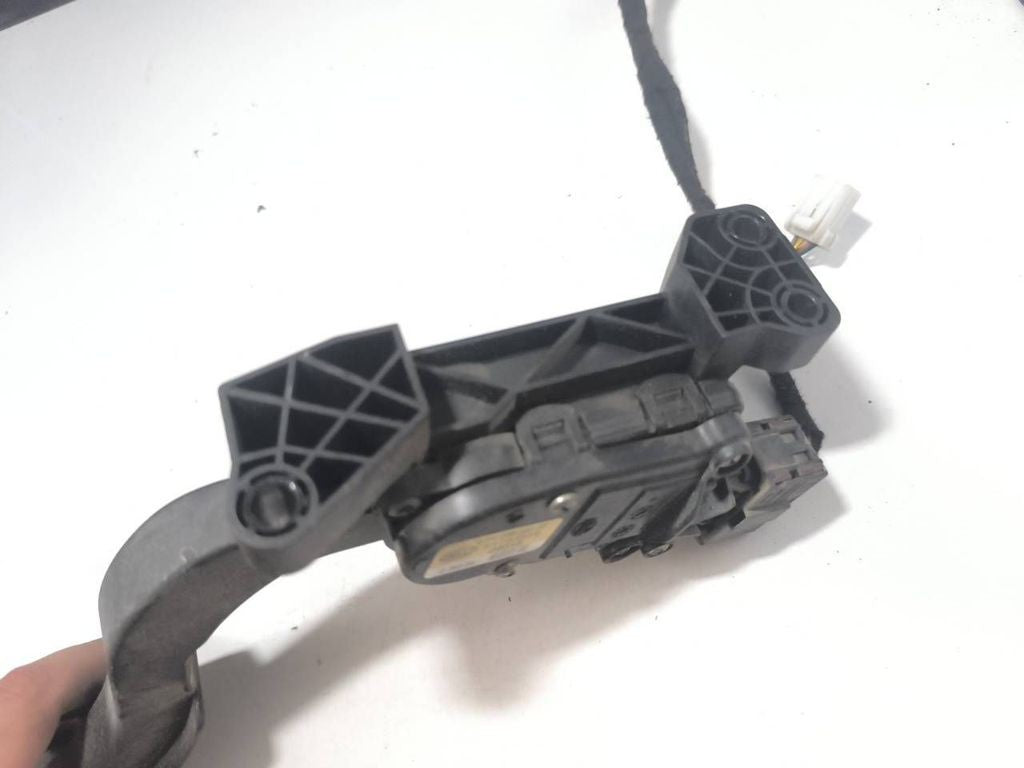 Fiat Croma 2.4JTD 147kW 2007 LHD Diesel accelerator throttle pedal 51733559 