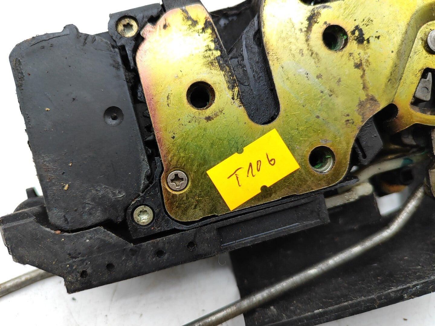 Alfa Romeo 156 2.4JTD 100kW 2000 LHD Front Left Door Lock Latch