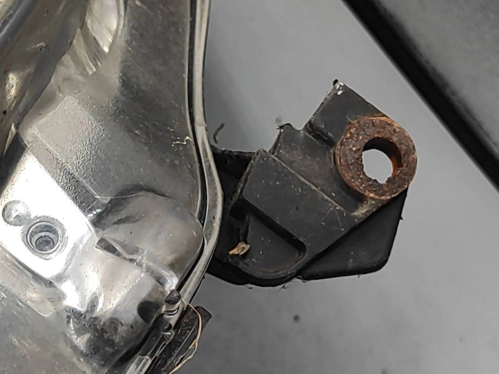 Peugeot 607 2001 Left headlight headlamp 9641958880 