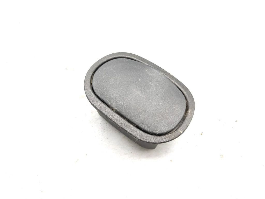 Alfa Romeo 147 1.9JTD 88kW 8V FL 2007 Rear door ashtray 