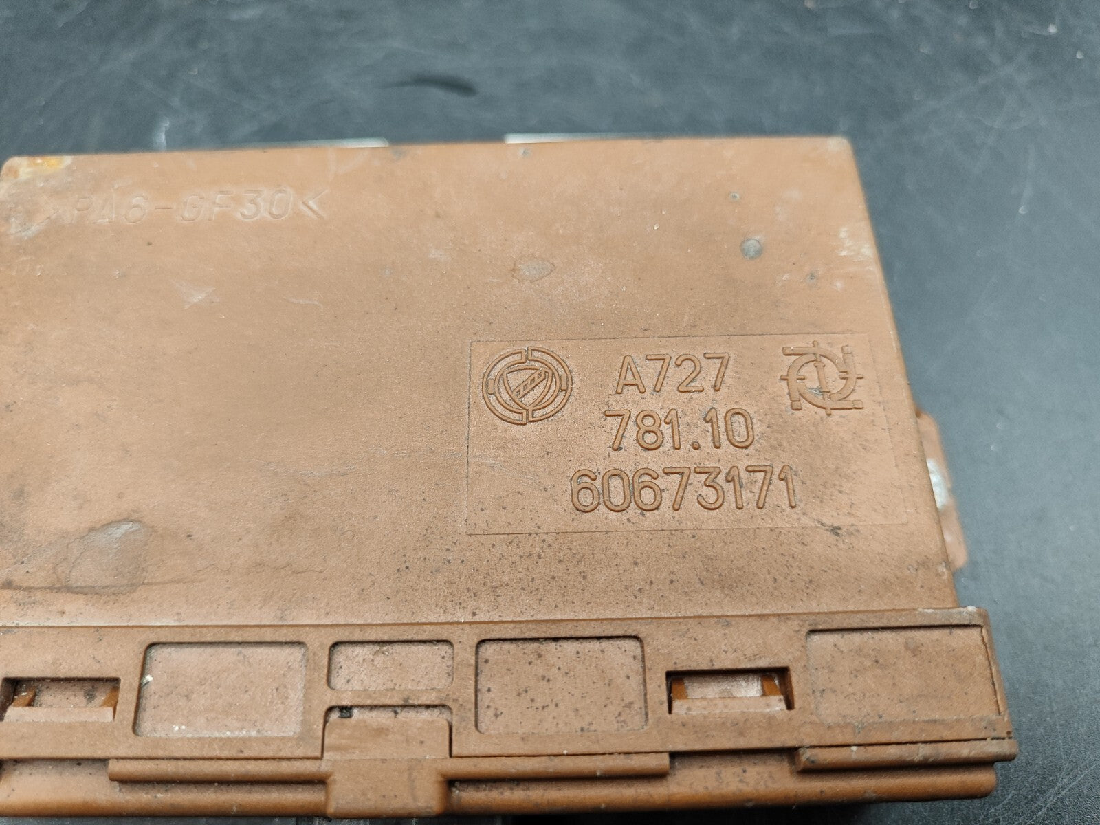 Alfa Romeo 156 2.4JTD 110kW Diesel 2001 Headlight control module 60673171