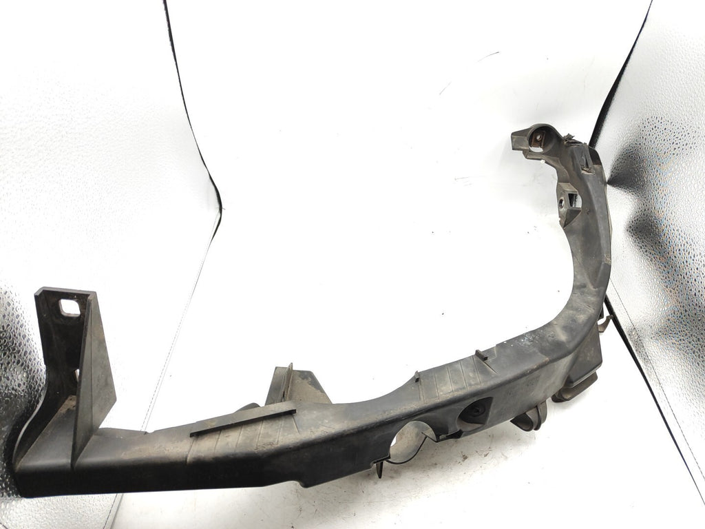 BMW E90 E91 330D 170kW 2006 Front Left Headlight Bracket 7116707 51647116707