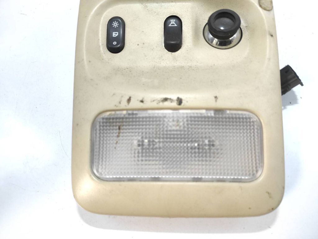 Saab 9-5 2.0T 110kW Petrol 2000 front reading dome seat light 