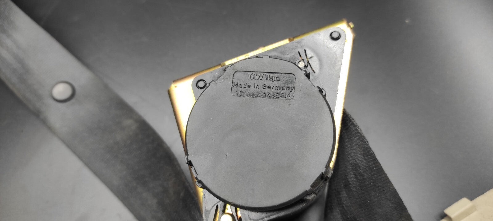 Alfa Romeo 166 2.4JTD 110kW 2001 Rear Left Seat Safety Seatbelt 044047