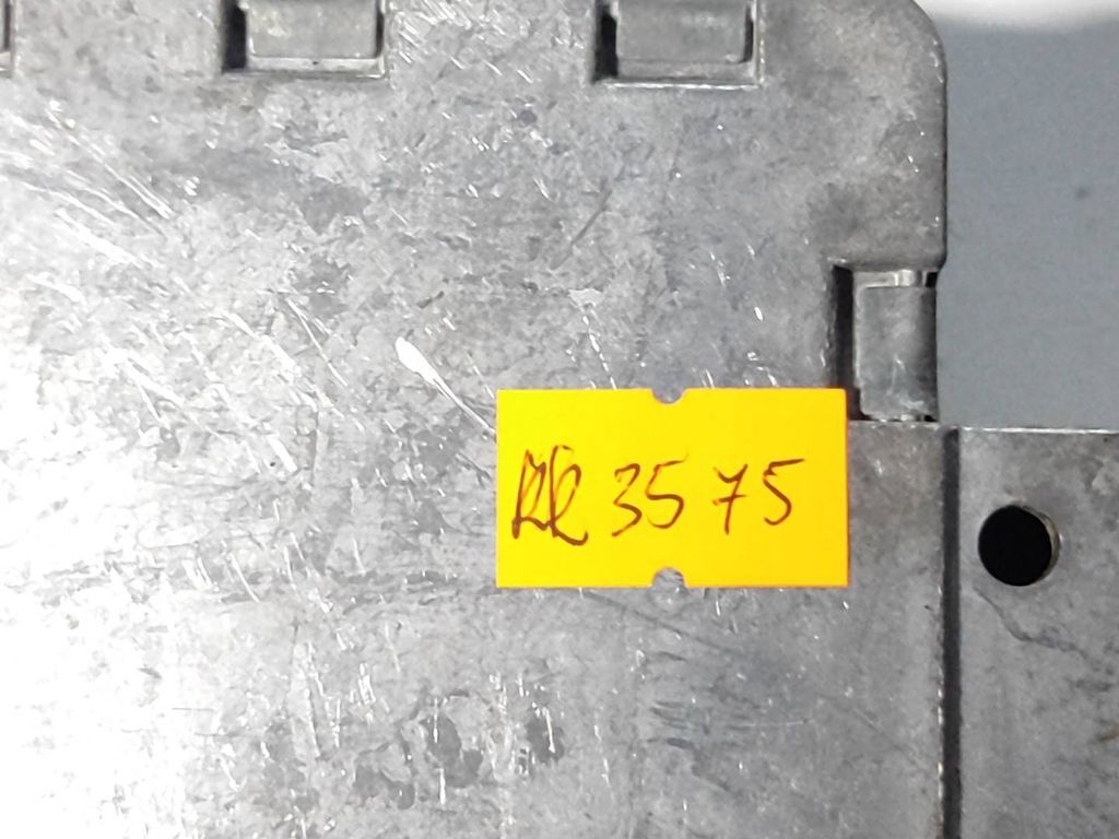 Audi A4 S4 B5 8D 1998 Safety ECU Control unit module 8A0959655B 