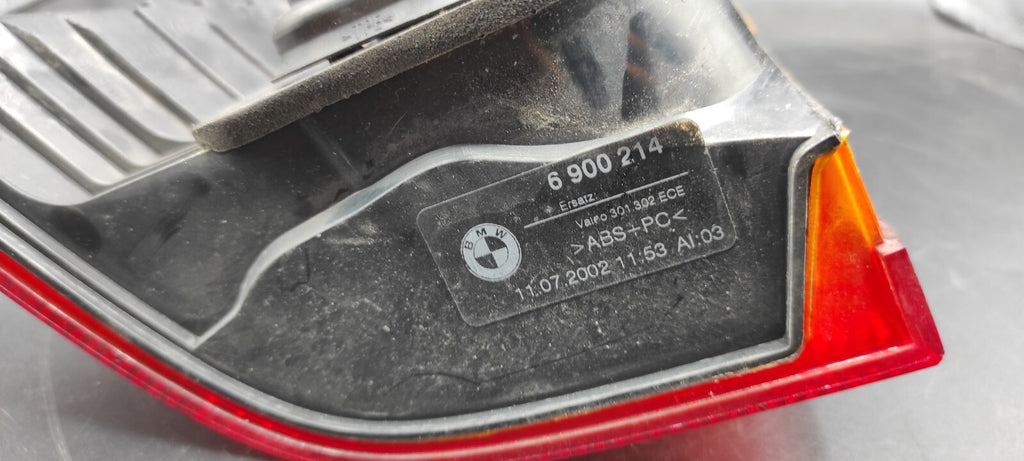 BMW 5 Series E39 Kombi 2001 LHD Rear Right Taillight 6900214
