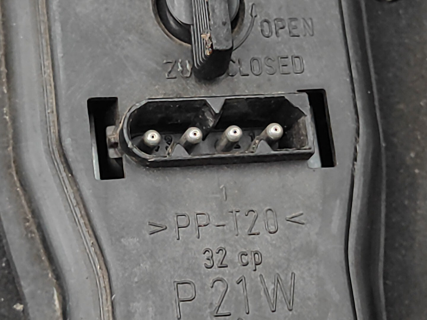 BMW 530 SERIES E39 3.0D 142kW 2002 LHD Rear Left Taillight 6902531