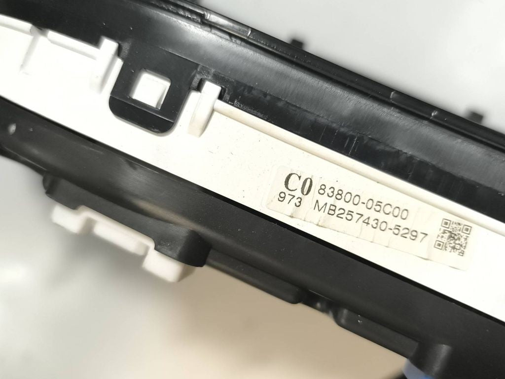 8380005C00 Toyota Avensis T250 2006 speedometer instrument cluster MB2574305297