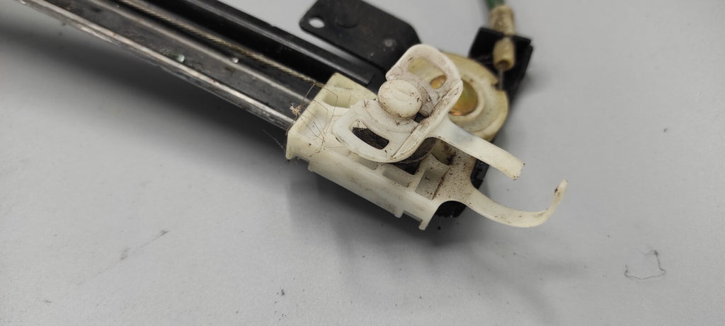 Alfa Romeo 1471.9JTD 110kW Diesel 2006 Front Left Window Lift Mechanism 46751871