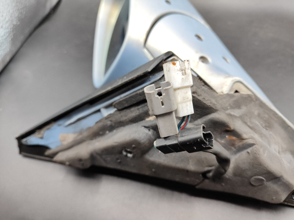 Alfa Romeo 166 2.4JTD 110kW 2002 LHD Front Right Side Mirror BLUE E30154381