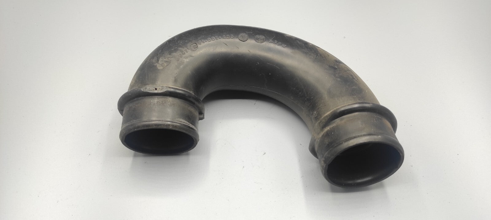 Alfa Romeo 156 SW 2.4JTD 110kW 2002 Engine Air Intake Duct Hose Pipe F1001456