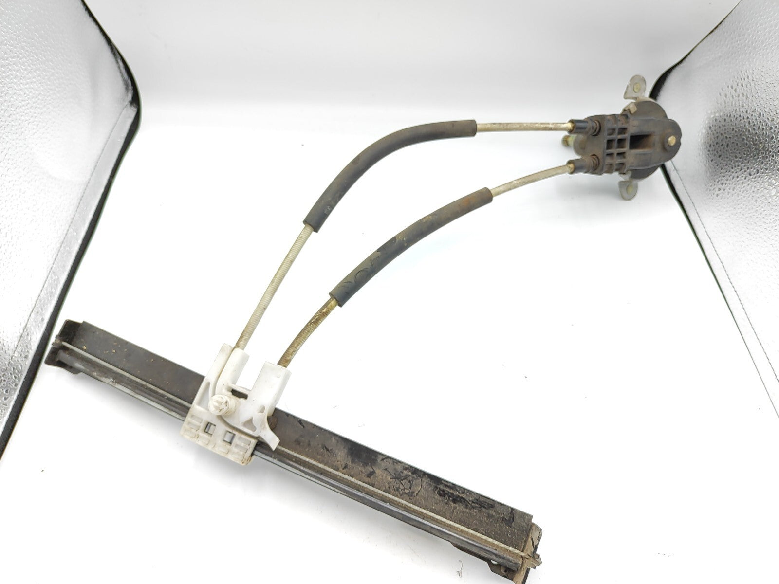 Alfa Romeo 147 1.9JTDm 110kW 2008 Rear Right Manual Window Regulator 465568260