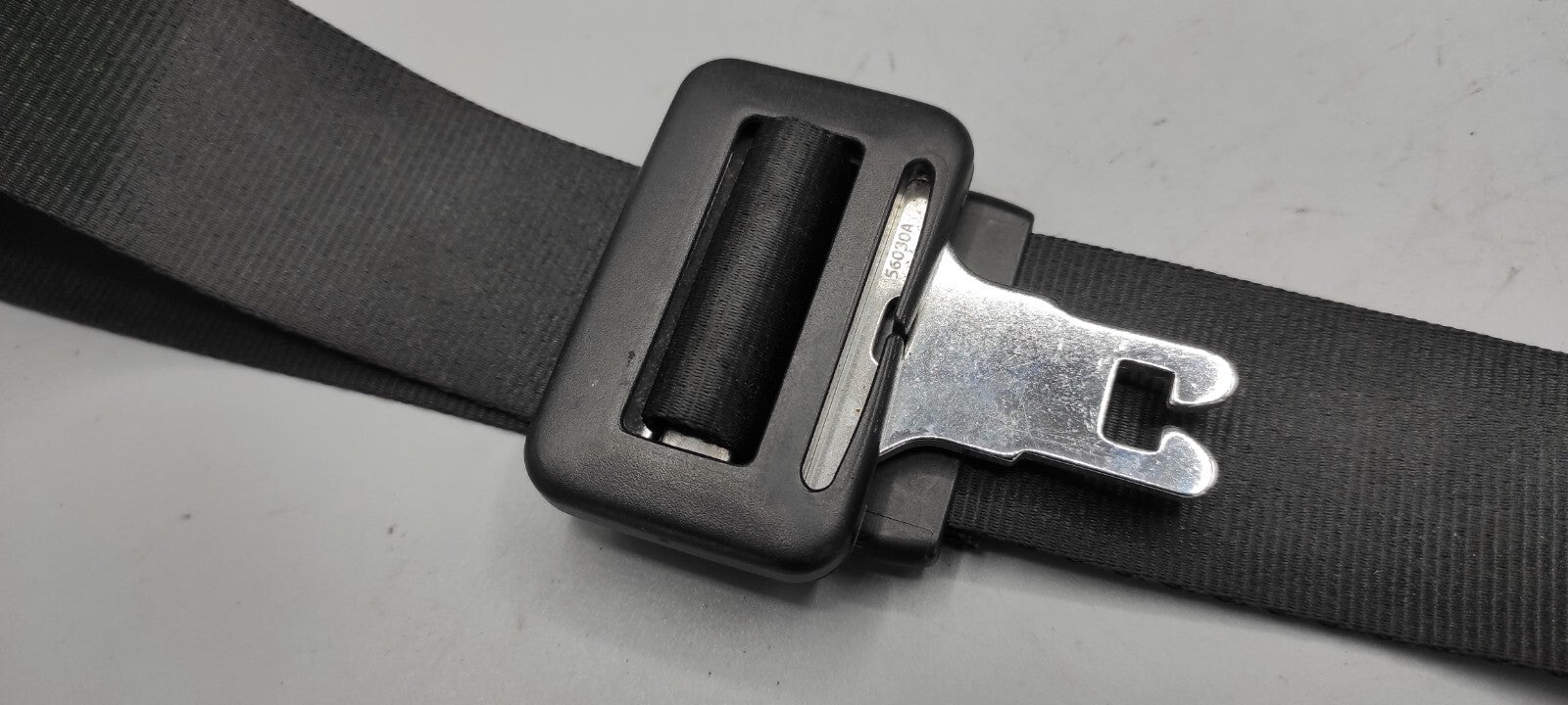 Alfa Romeo 166 2.4JTD 110kW 2003 Rear Seat Middle Center Safety Seatbelt 043146