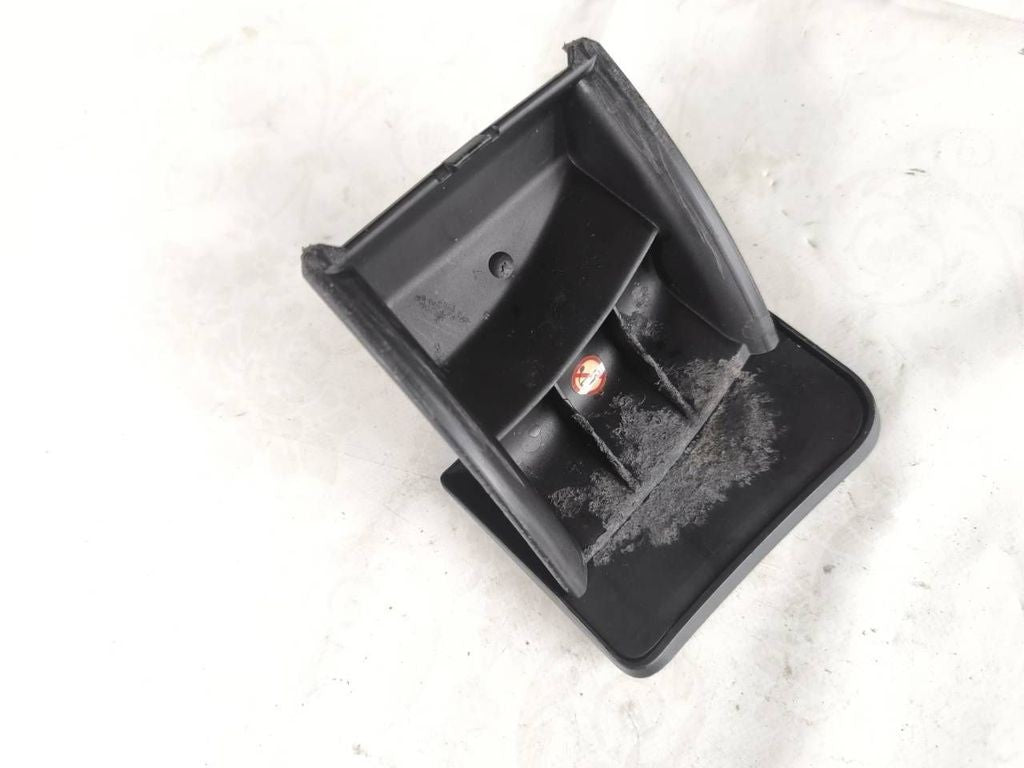 Nissan Micra K12 2003 LHD Front Panel ashtray BP68855 