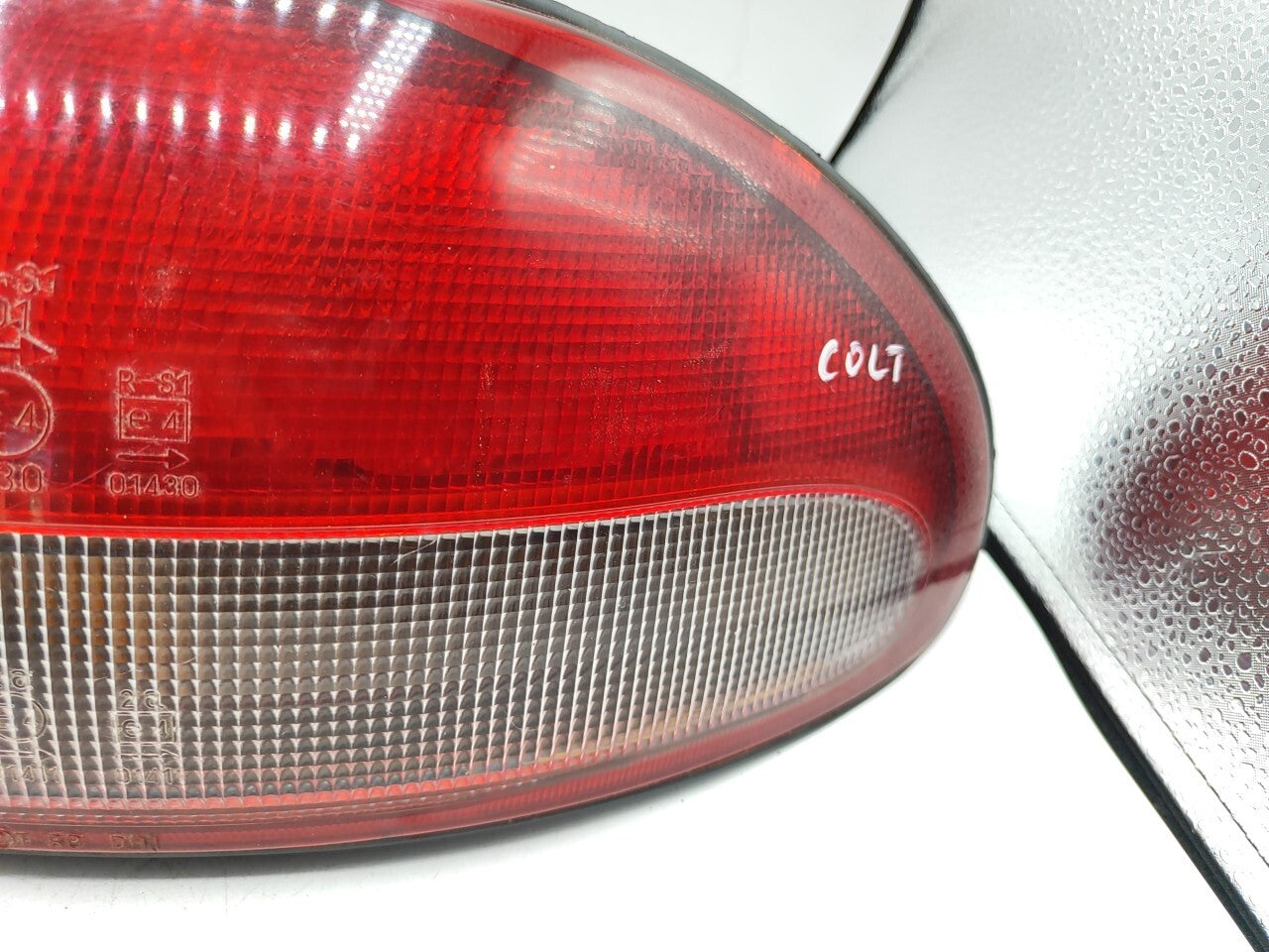 Mitsubishi Colt CA 1994 Hatchback LHD Rear Right Taillight Light 0431568R