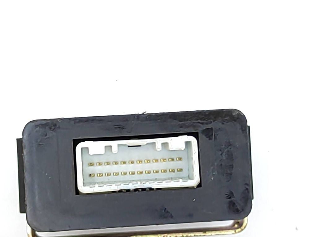 Toyota Avensis T250 2004 Light control module unit LCM 8996005020 