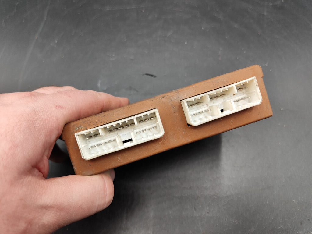 Alfa Romeo 156 2.4JTD 110kW Diesel 2001 Headlight control module 60673171