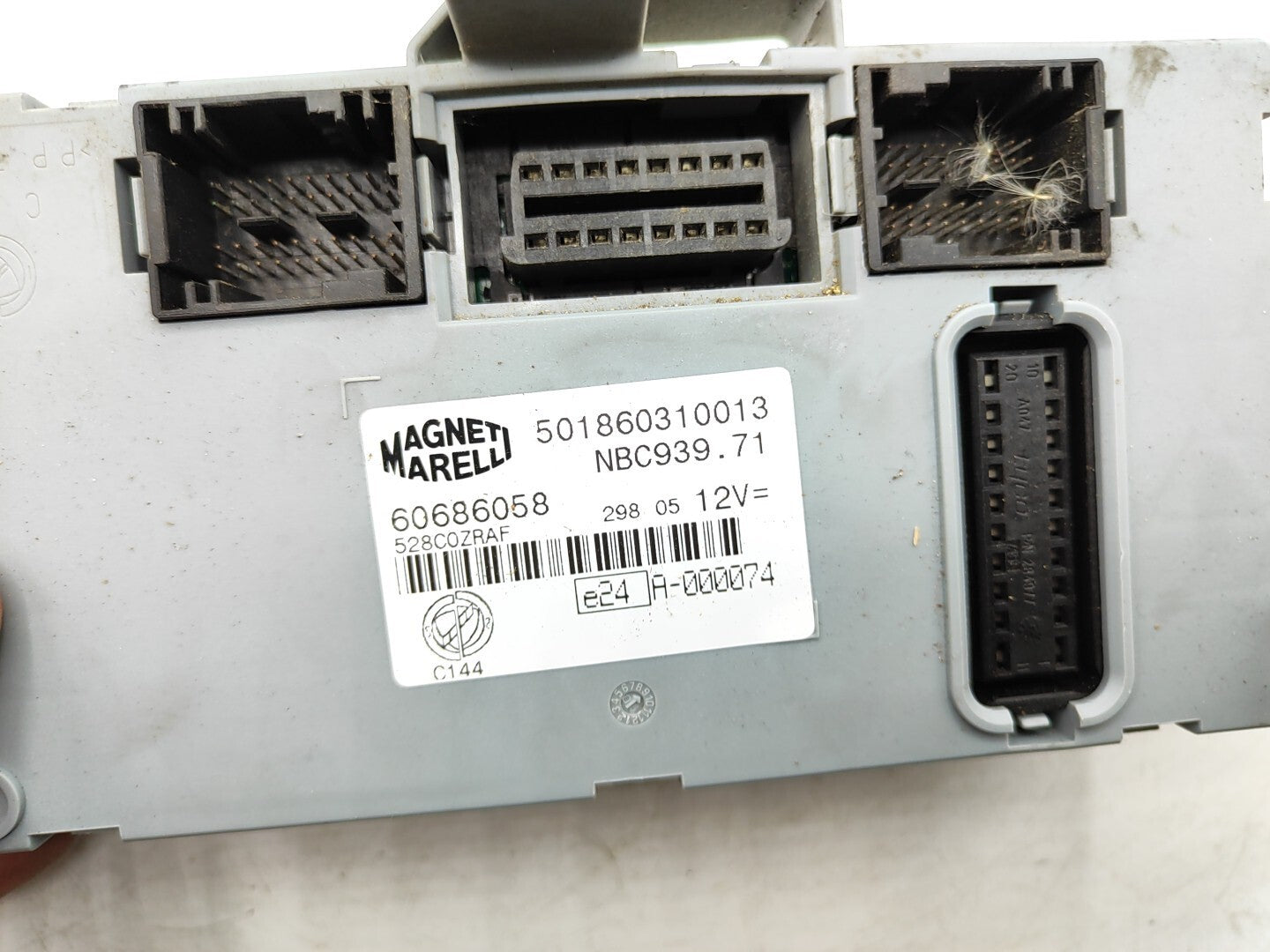 Alfa Romeo 159 JTD 2007 Comfort Control Unit Module ECU 60686058