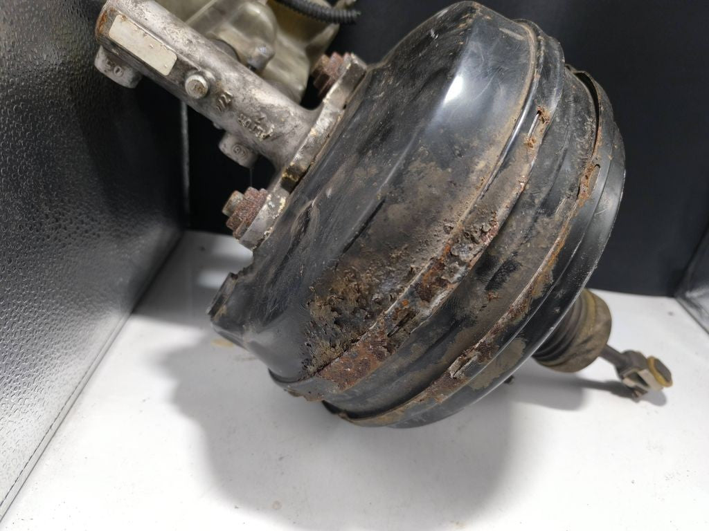 Fiat Croma 2007 LHD Brake booster servo 13126710 46831404