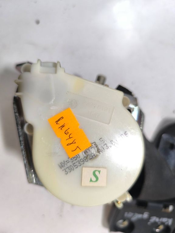 Fiat Croma 2007 rear left seat belt 33048191 