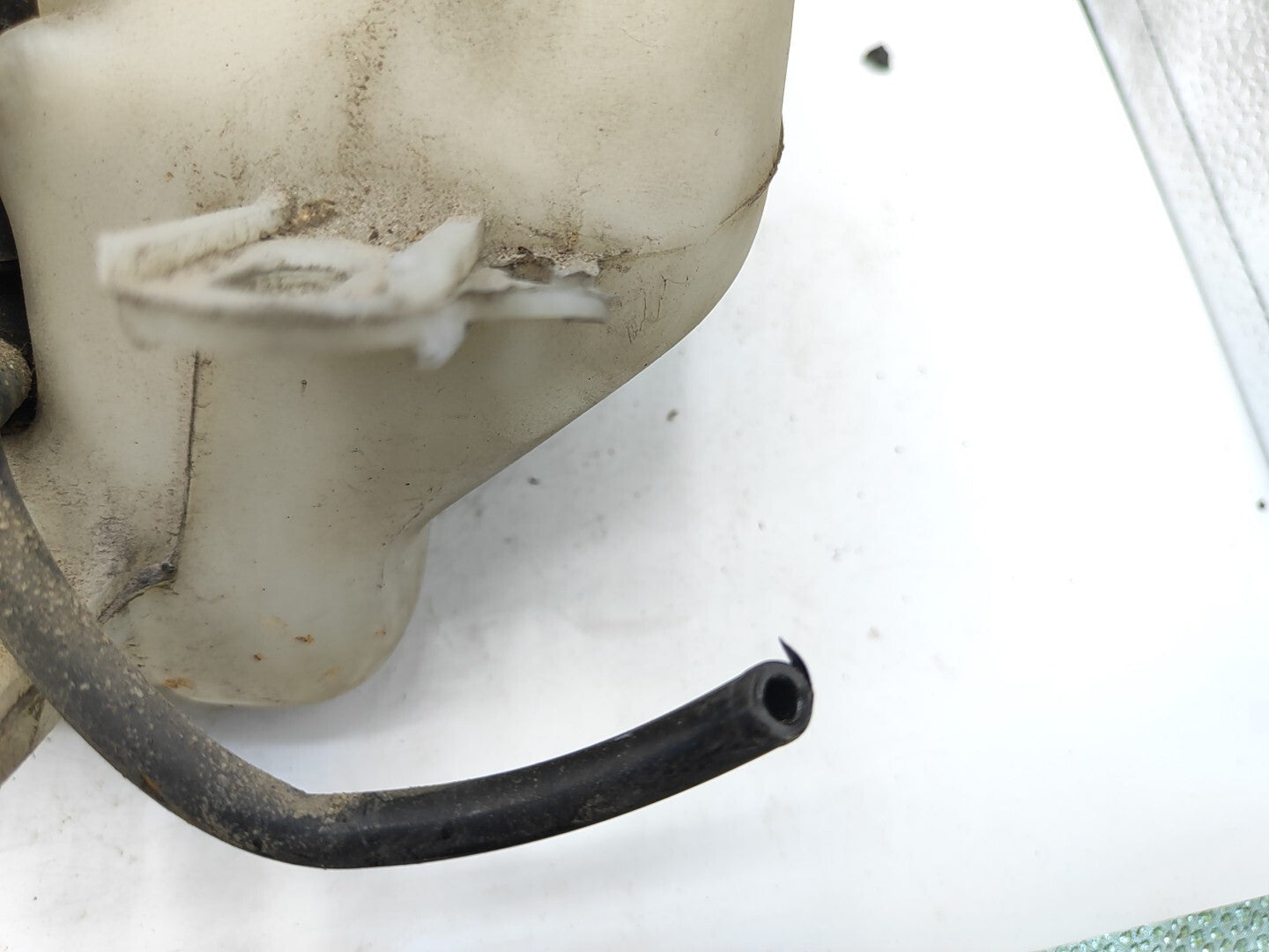 Alfa Romeo 156 2000 Windscreen Washer Fluid Tank Reservoir