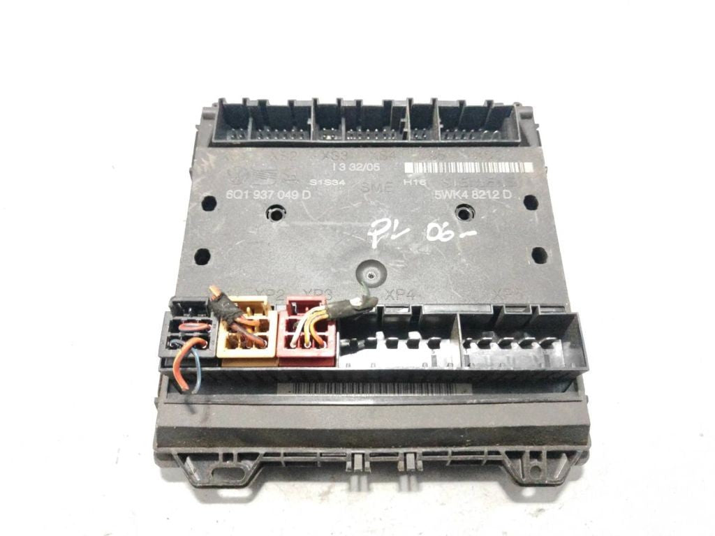 Skoda Fabia Mk1 6Y 2005 Comfort convenience body module 6Q1937049D 