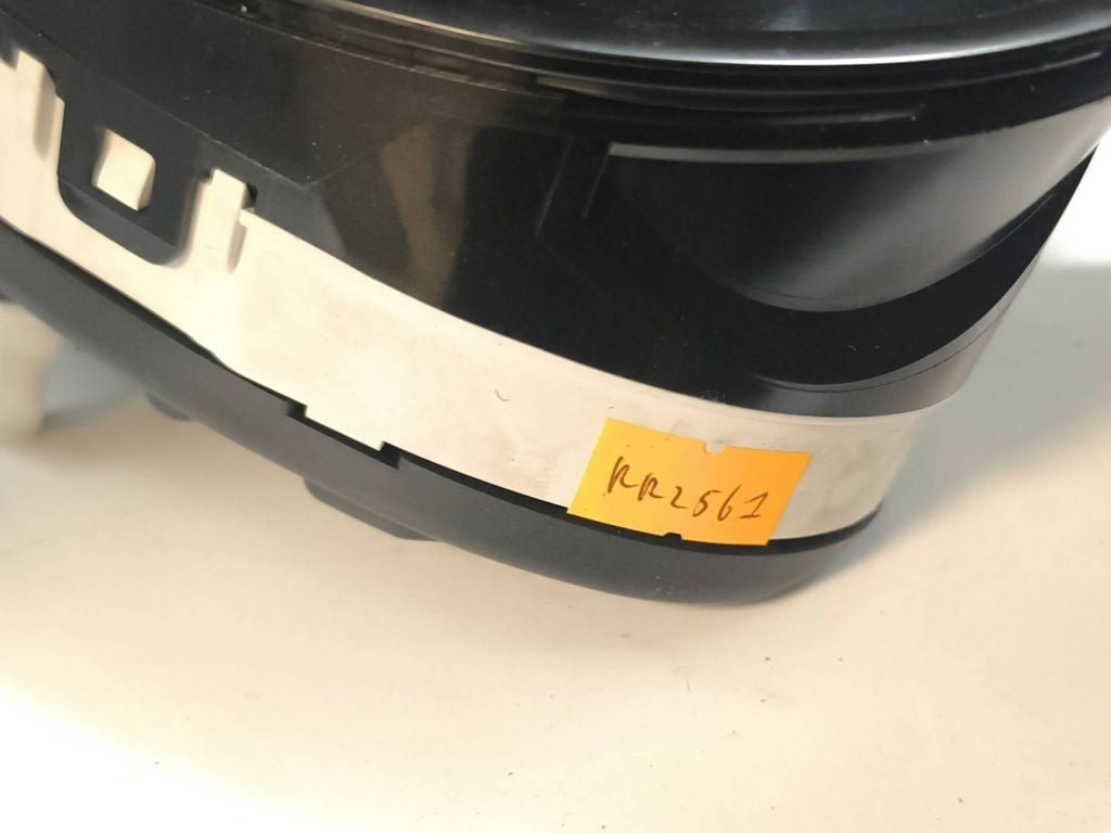 8380005C00 Toyota Avensis T250 2006 speedometer instrument cluster MB2574305297