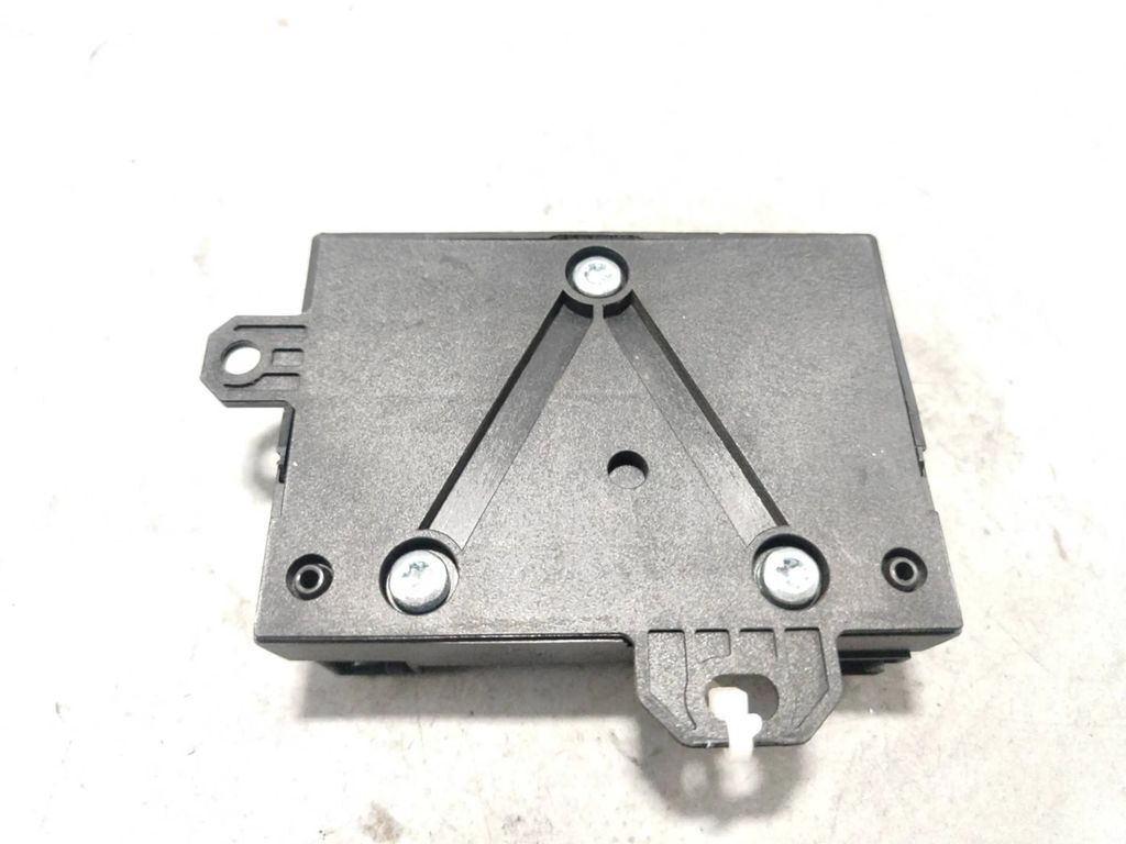 Mercedes-Benz E W212 2012 Fuel injection pump control unit module A2129003408