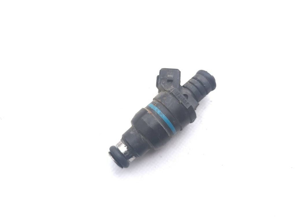 BMW 3 E36 1992 Petrol Engine fuel injector 1731357 