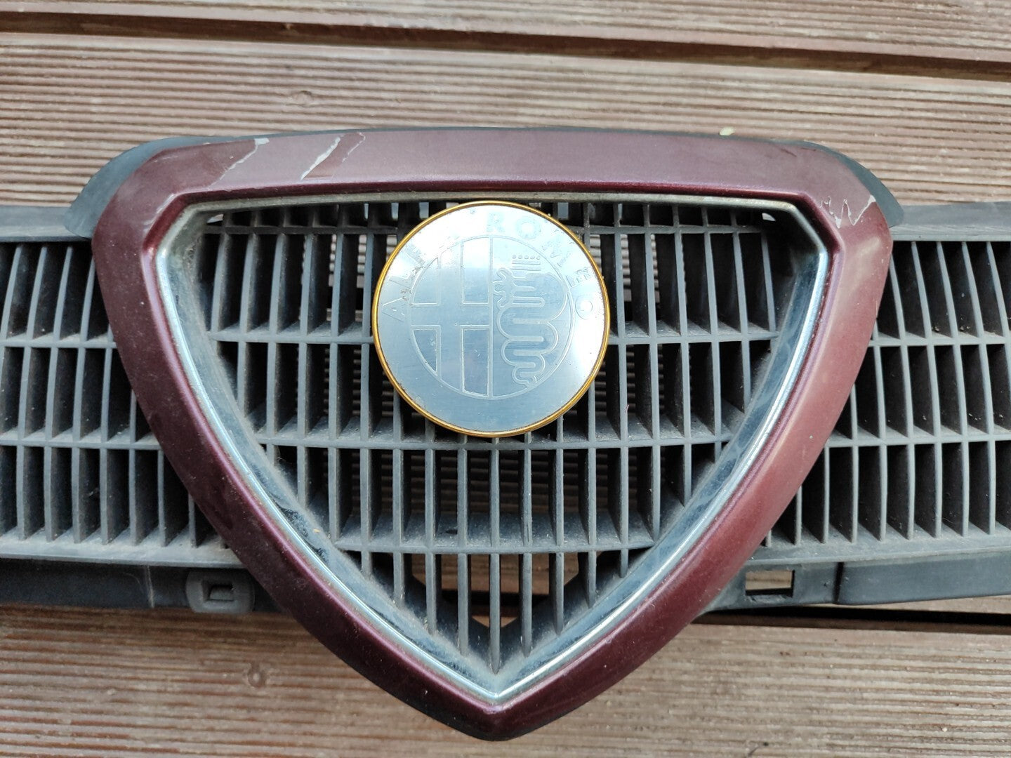 Alfa Romeo 155 Front Upper Mesh Grill 60506207