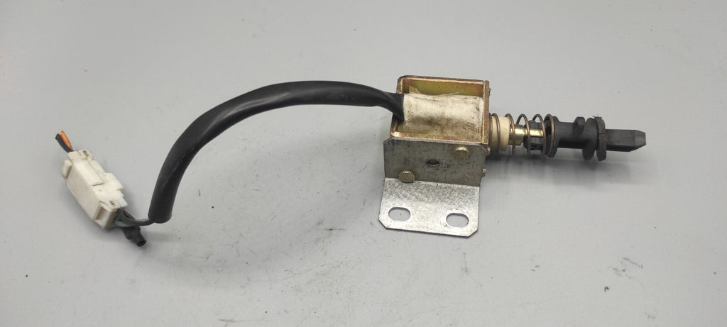 Alfa Romeo 166 2.4JTD 2002 Rear Fuel Flap Cap Lock Motor 60621031