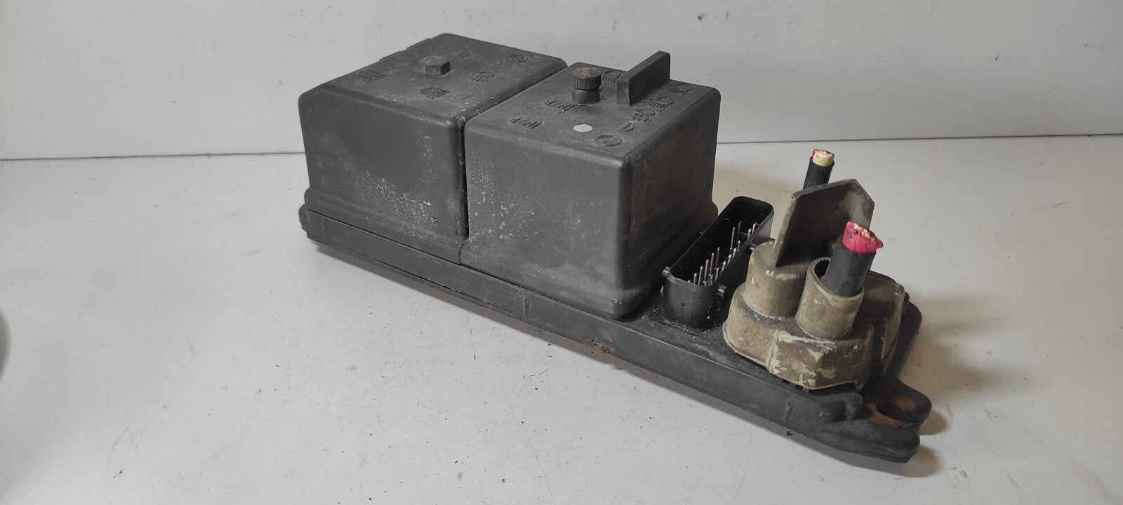 Alfa Romeo 166 2.4JTD 110kW 2002 Fuse Box / Relay / Module Unit