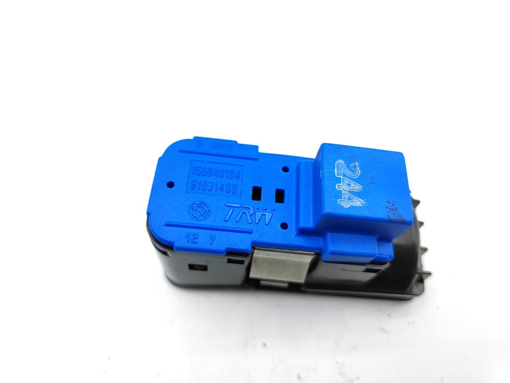 Alfa Romeo GT 1.9JTD 2009 Center Console Fuel Tank / ASR Switch 156040104