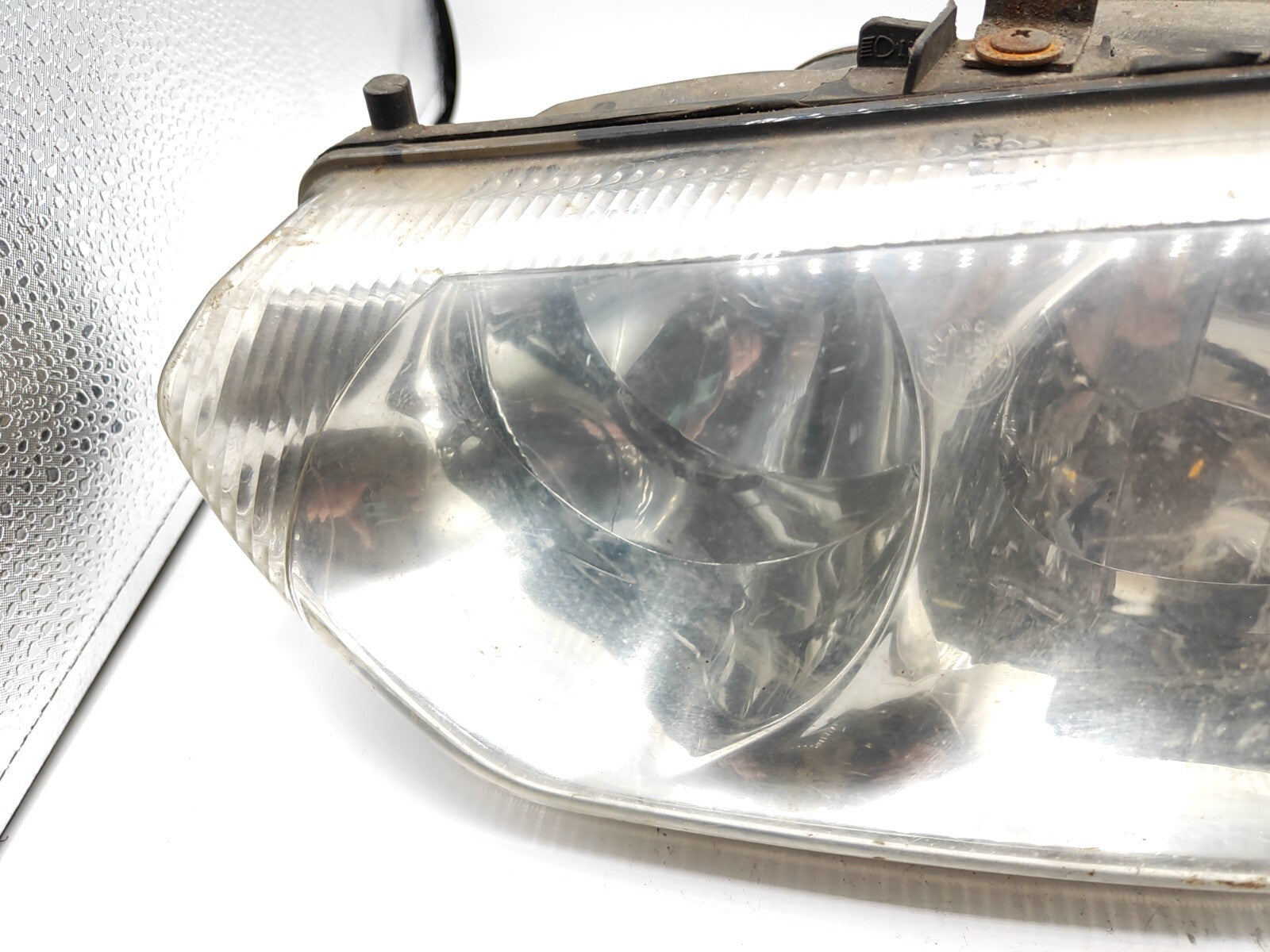 Alfa Romeo 156 1.9JTD 85kW PRE-Facelift 2000 LHD Front Left Headlight