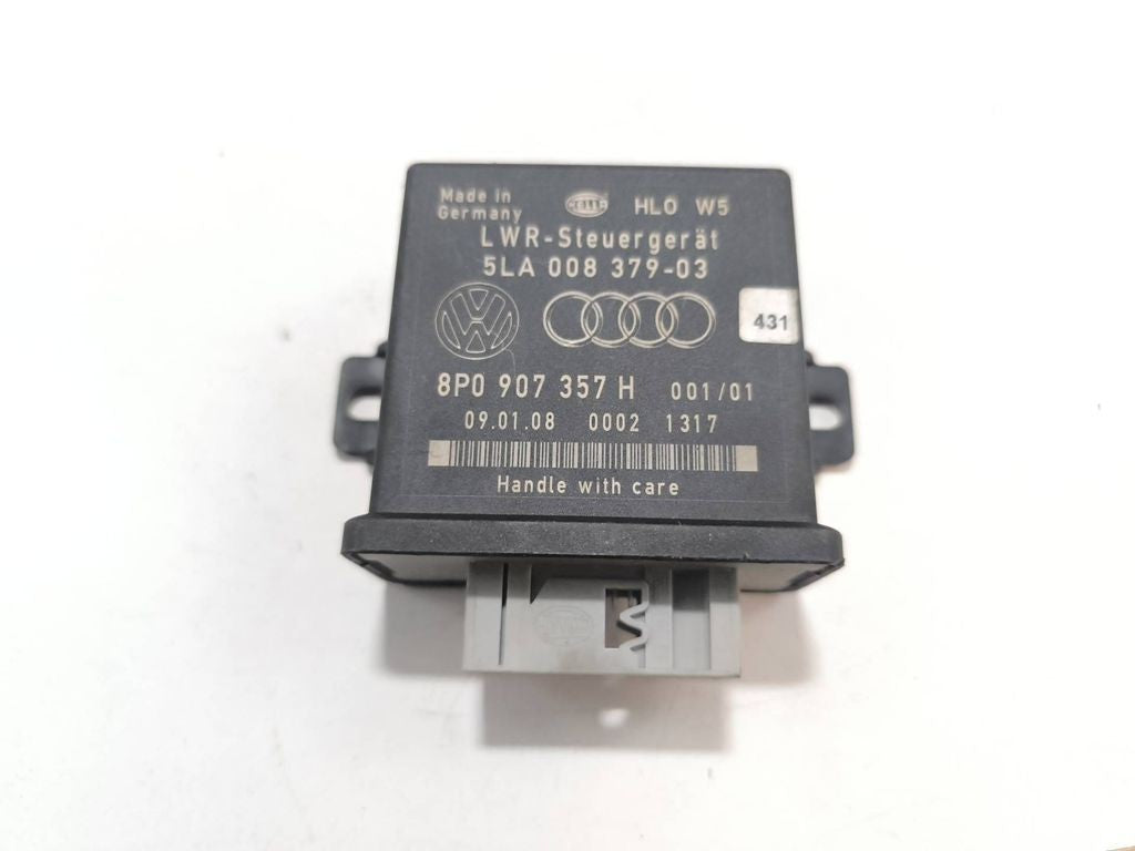 Audi A3 S3 A3 Sportback 8P 2010 Light control module unit LCM 8P0907357H 