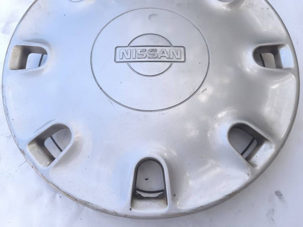 Nissan Primera 1995 R14 wheel hub cap trim 4031593J00 