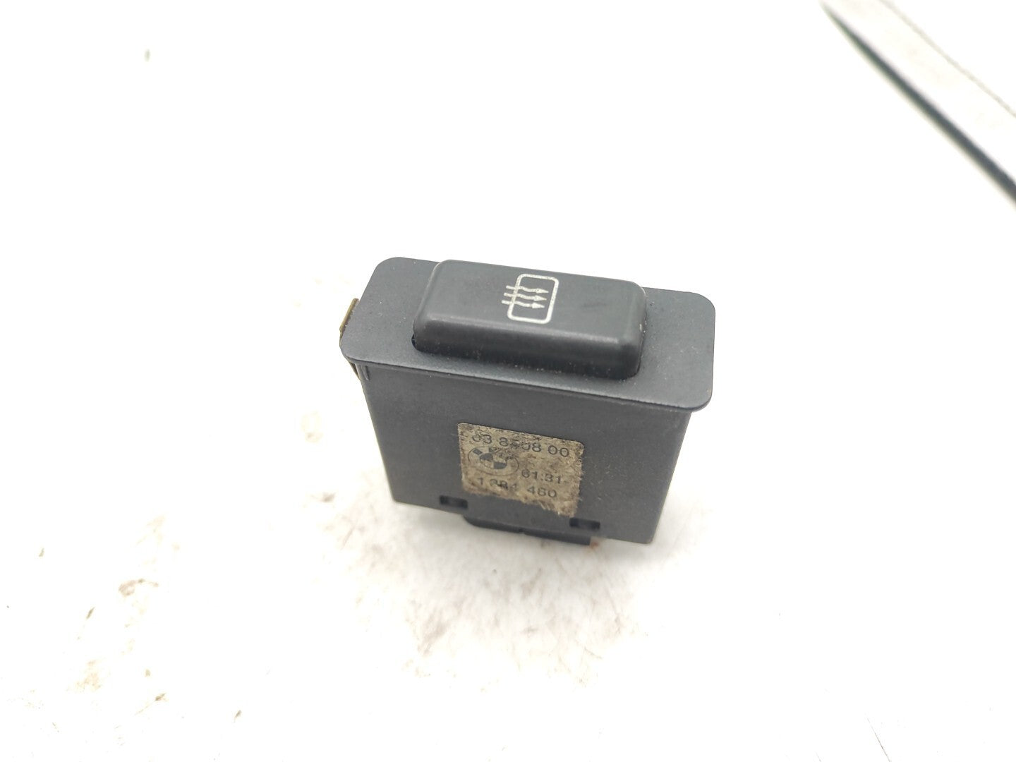 BMW 525i E34 1992 Windscreen Windshield Heat Defrost Switch 1384480