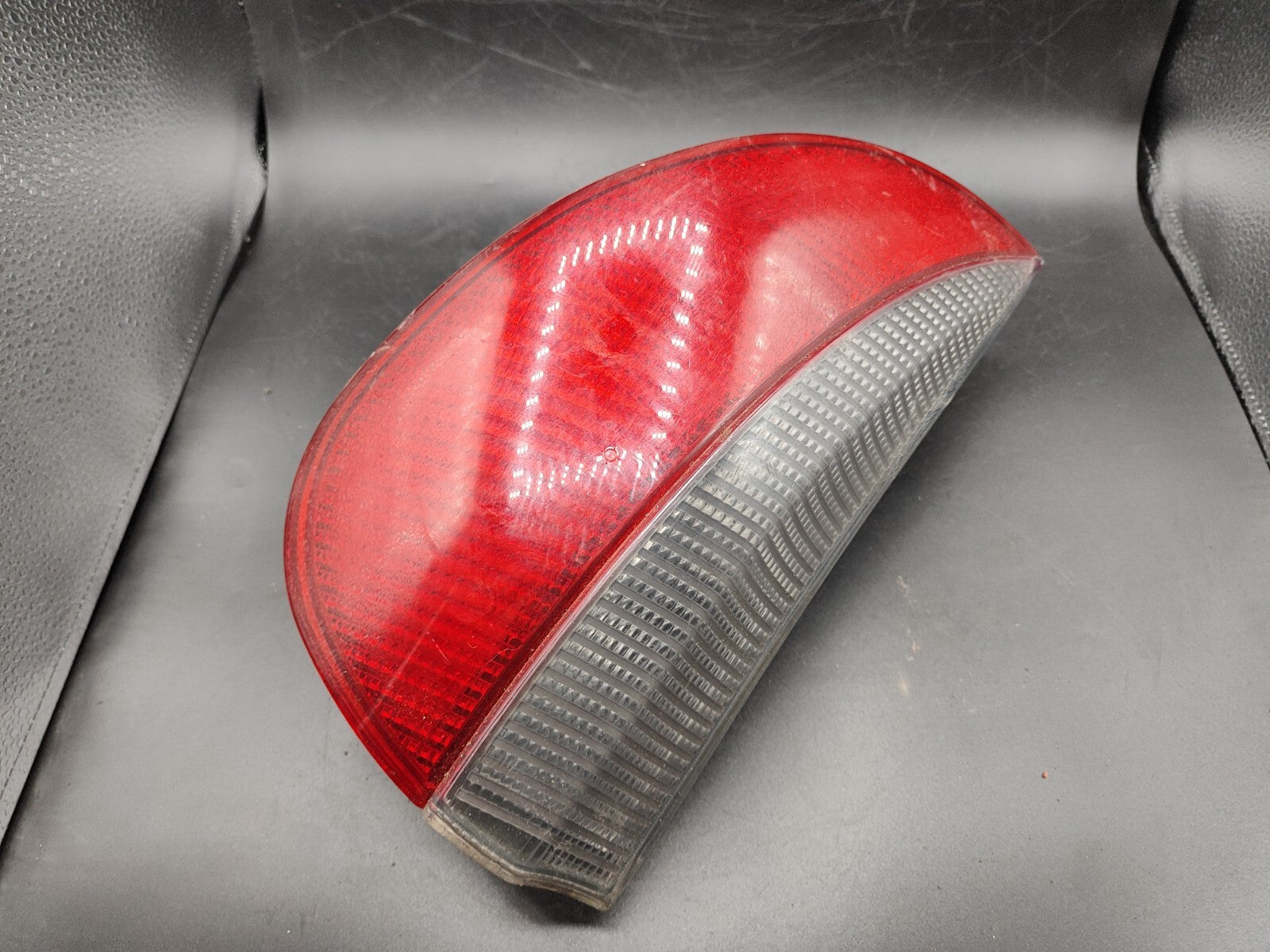 Lancia Lybra 2004 LHD Rear Right Taillight Lamp Light Assembly 38480748