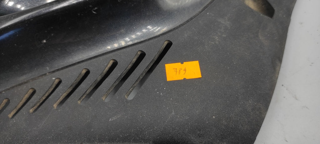 Alfa Romeo 166 2.4JTD 110kW 2002 Front Right Upper Grill 156016559 Black