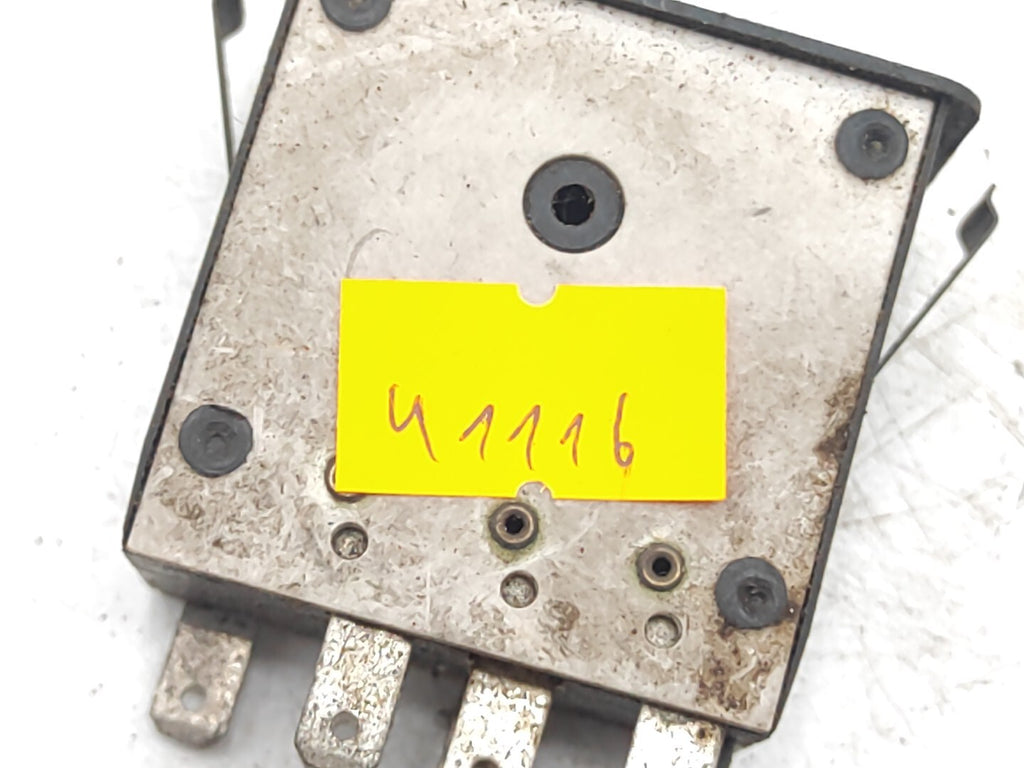 BMW 3 Series E30 1989 Speaker Balance Fade Control Switch Button 1368769