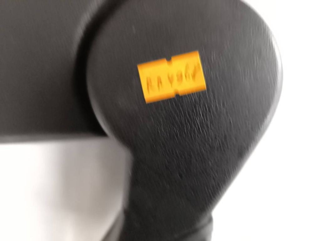 Alfa Romeo 147 1.9JTD 85kW 8V 2005 Center Console Armrest 