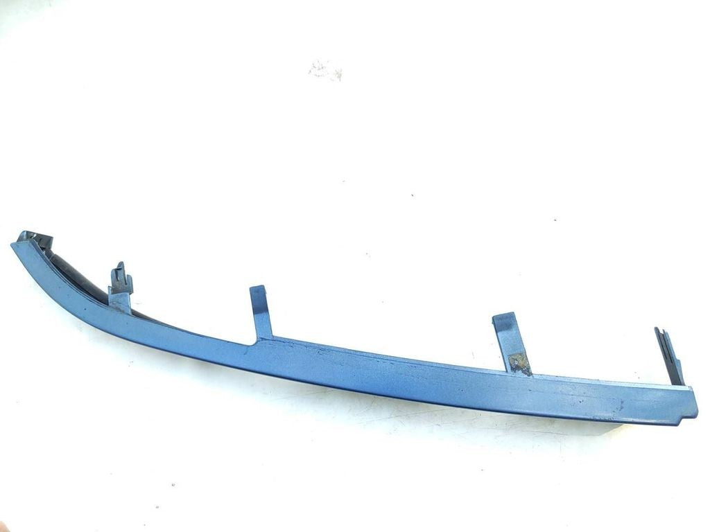 BMW 3 E46 2001 Left headlight headlamp surround trim 8208481 