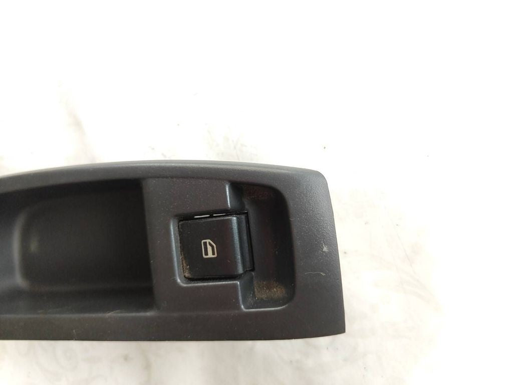 Volkswagen Fox 2008 Front Right Electric window control switch 5Z0867172 